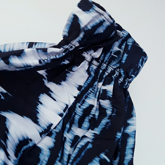 NEW Guess by Marciano tie-dye off shoulder silk top - Picture 6 of 7